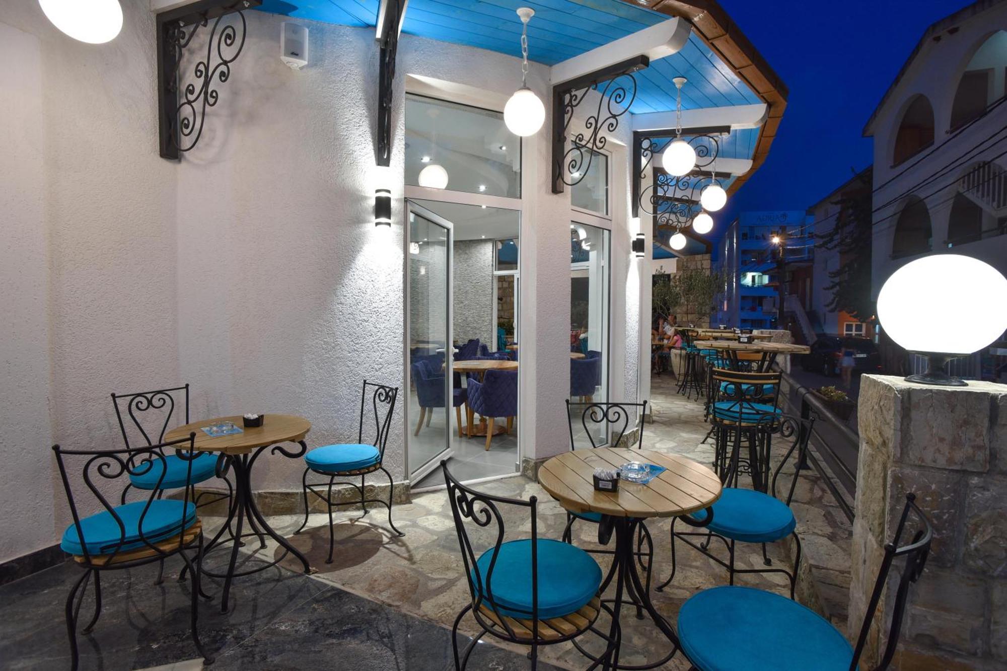 Hotel Galeb Canj Exterior photo